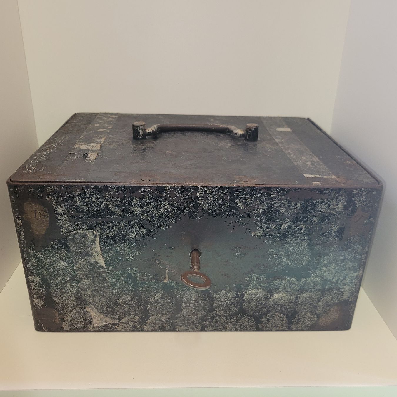 Casseforti: Ancien coffre fort – Usato da Rocourt venduto da PapyCH