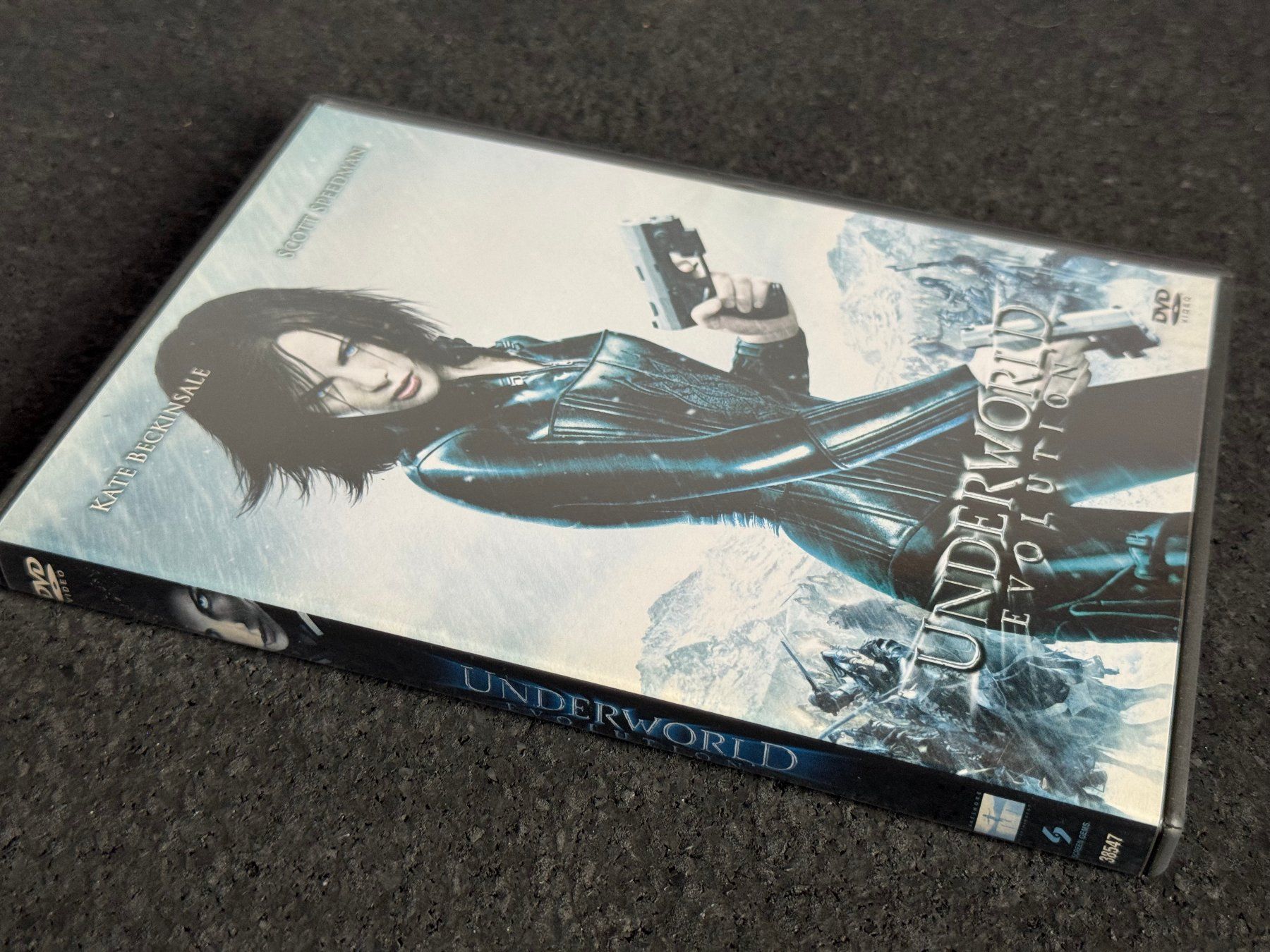 Tous les DVDs: Underworld Evolution DVD DE/EN – D'occasion à Fribourg par tschjoly 5