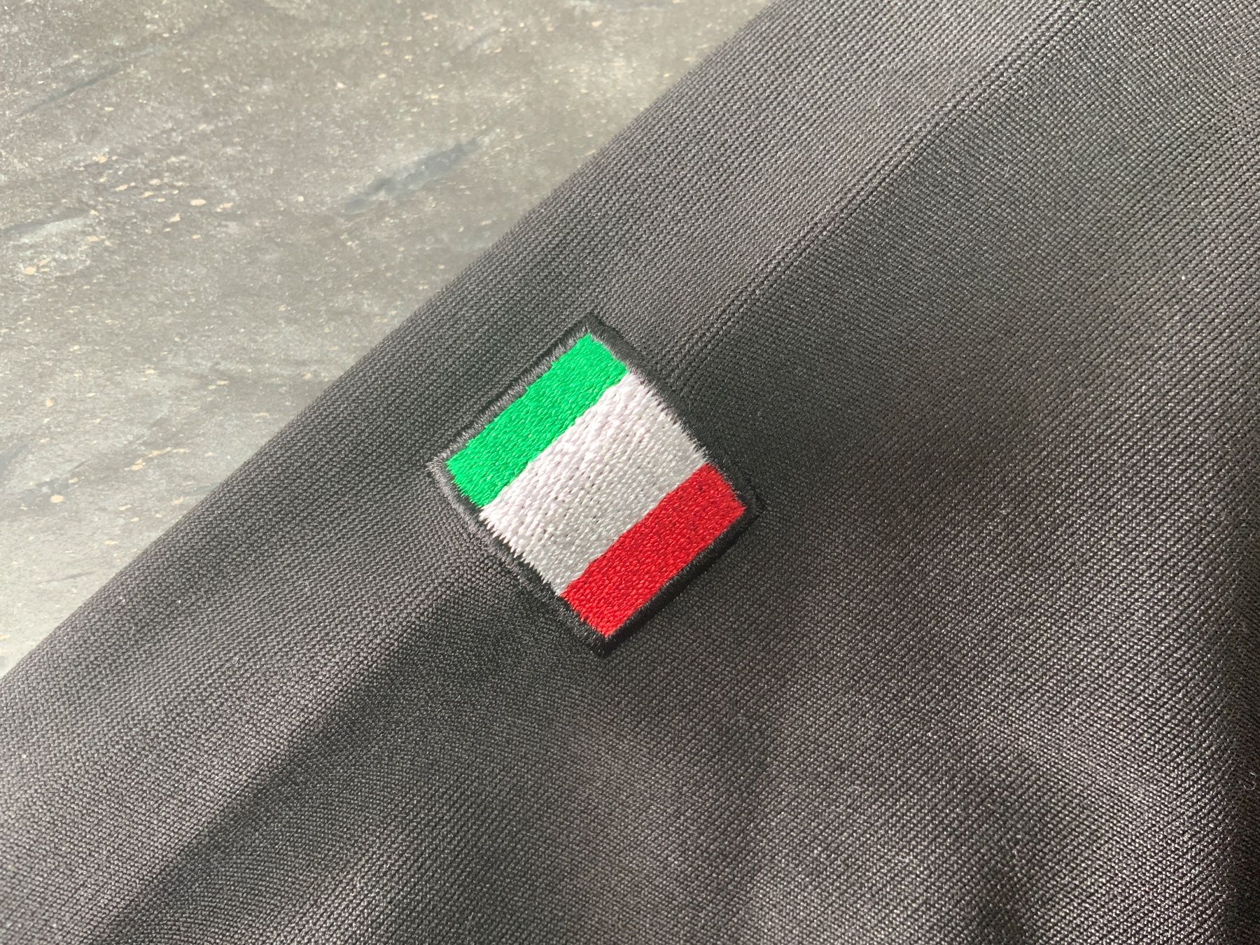 Pulls et sweat-shirts: Pullover, LAMBORGHINI, Knaben, 12Y, ORIGINAL & Super-COOL! – D'occasion à Stäfa par sylla73 4
