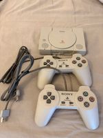 Sony PlayStation Classic SCP H-1000R Konsole mit 2 Controlle