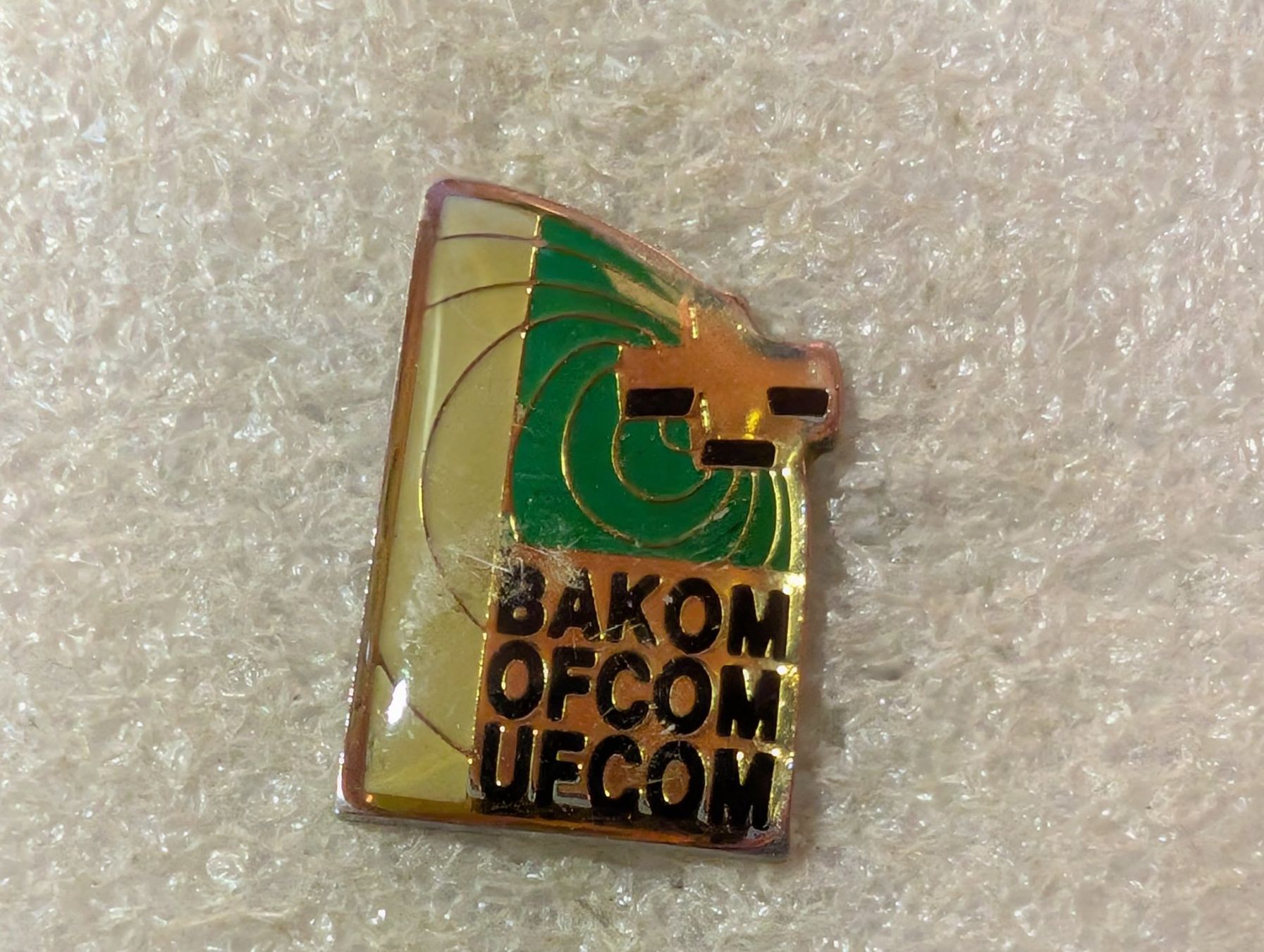 Placchette & Badge: Anstecknadel 185: – Usato da Oppligen venduto da Pin-Fall-Shop