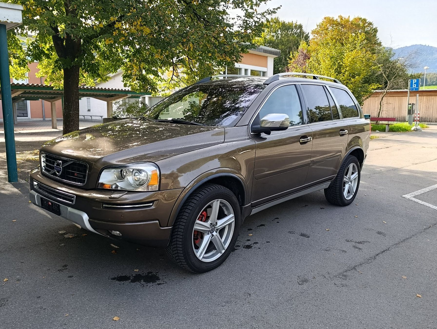 Volvo Automobili: Volvo XC90 D5 Executiv – Usato da Thun venduto da FJ1200