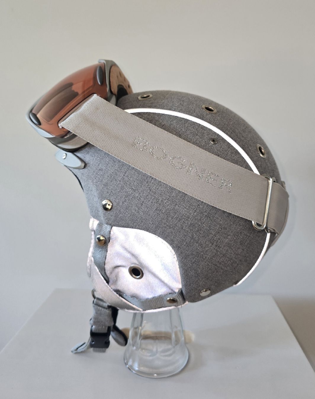 Bogner Helme: Skihelm von Bogner, M – Neu (gemäss Beschreibung) aus Zollikon von C.fromParis