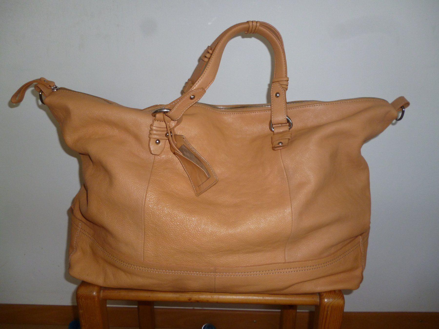 Taschen: Reise Ledertasche  gross hellbraun  neuwertig – Gebraucht aus Neuhausen von Charlotte51