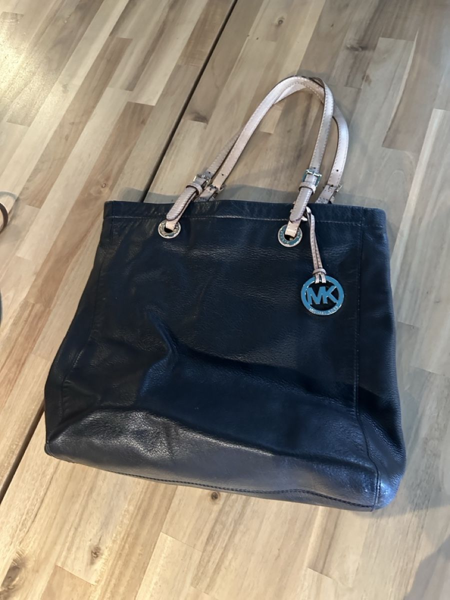 Michael Kors Borse da donna: Michael Kors Ledertasche, Schwarz! – Usato da Interlaken venduto da raphael26