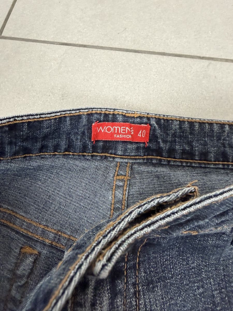 Jeans: Bootcut Jeans y2k  Size 40, Dark Blue – Usato da Knonau venduto da Grapesvintage 7