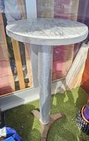 Stehtisch mit Marmorplatte 110 cm hoch 50 cm 