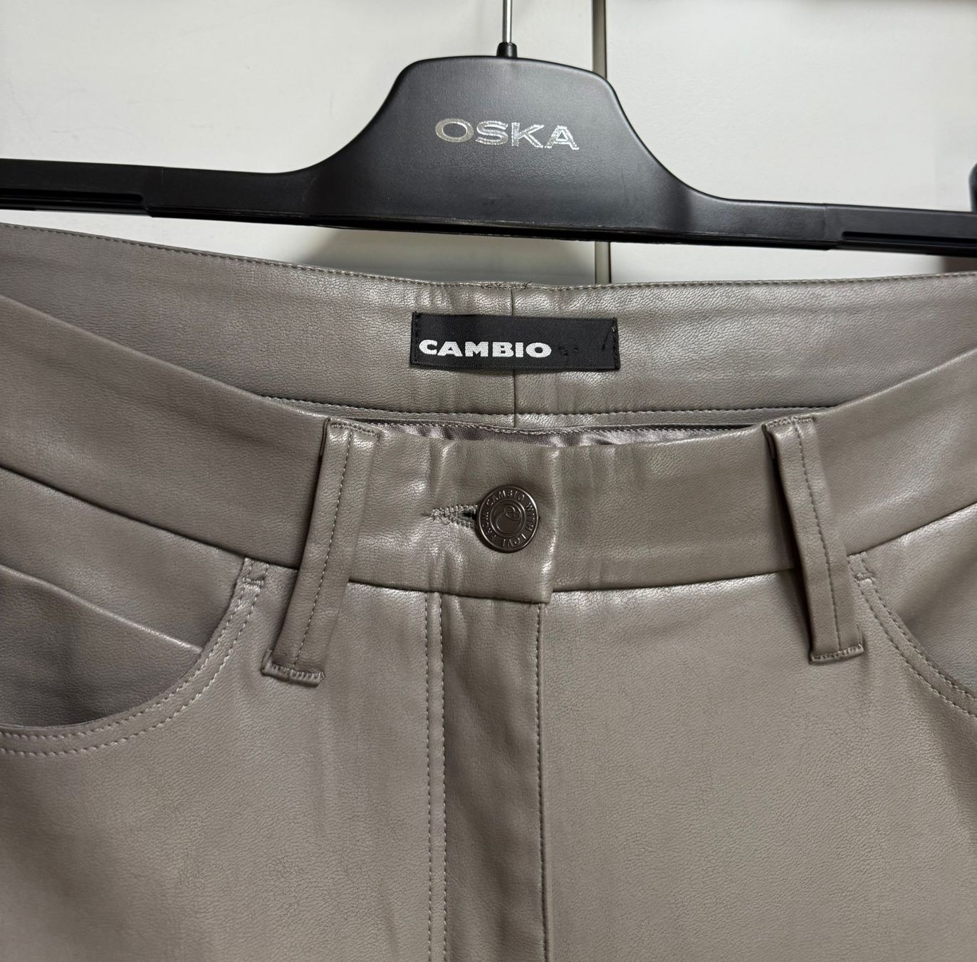 Cambio Pantaloni: Cambio Damenhose Gr. 42 – Nuovo (secondo la descrizione) da Frauenfeld venduto da LIL_NA 3