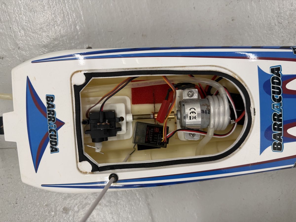 Modellismo RC: 3x RC-Boote – verschiedene Grössen  – Usato da Wangen an der Aare venduto da Flo_kaufm 8