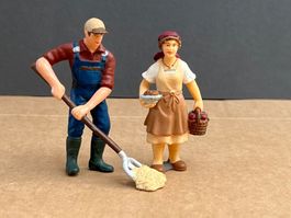 2 Schleich Figuren Bauer Bäuerin Bauernhof Mensch