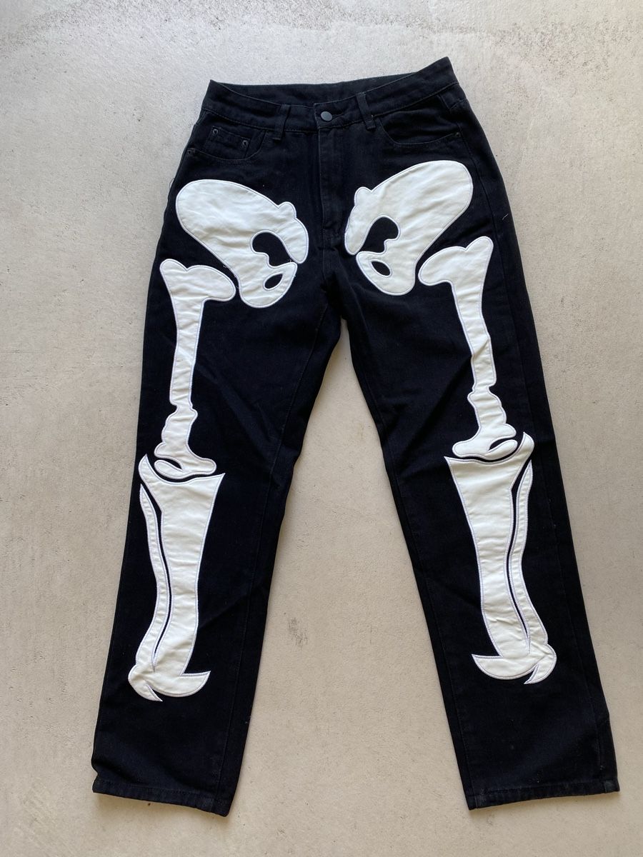 Jeans: Jeanshose Gr. M Skelett / Bones – Usato da Udligenswil venduto da Giordi3