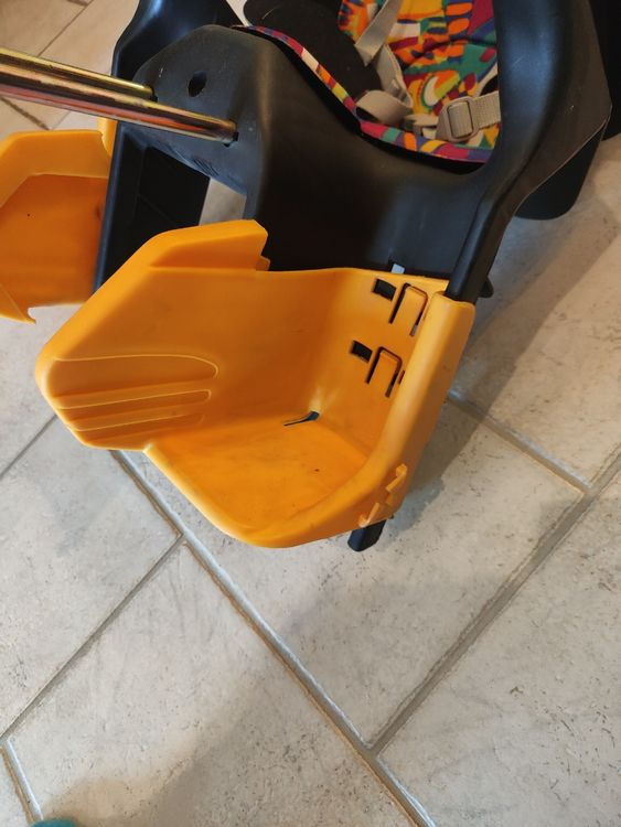 Pezzi di ricambio: Kindersitz Velo hinten Polisport bunt – Usato da Speicher venduto da TKausirgendwo 3