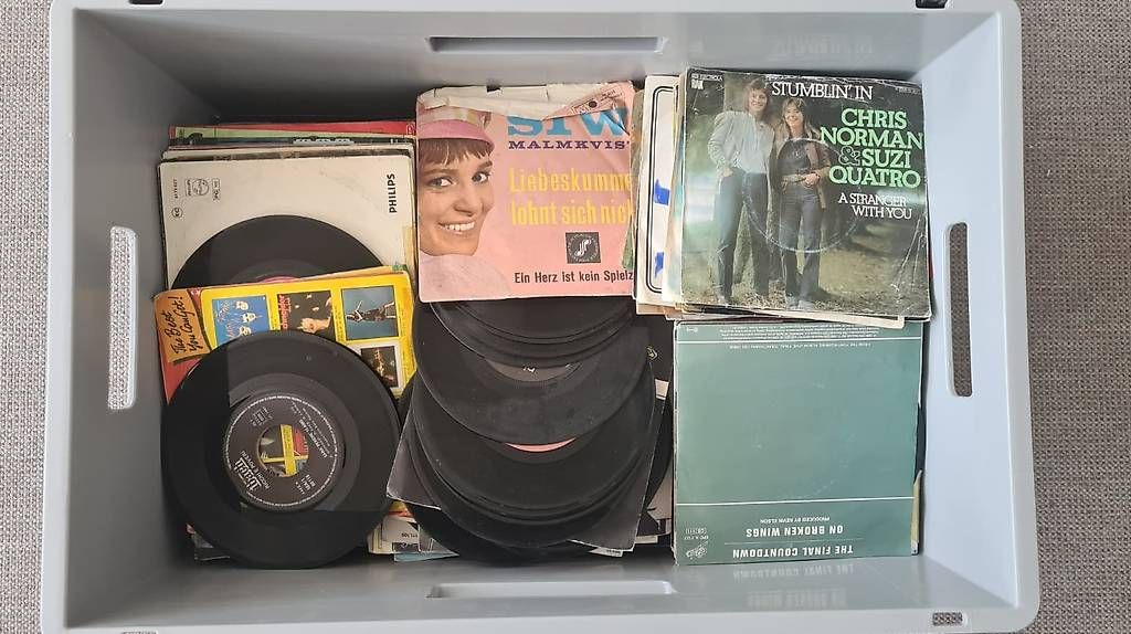 Dischi in vinile: Vinyl Schallplatten Sammlung / Konvolut ca. 200 Stück – Usato da Gwatt (Thun) venduto da inf_hgc8