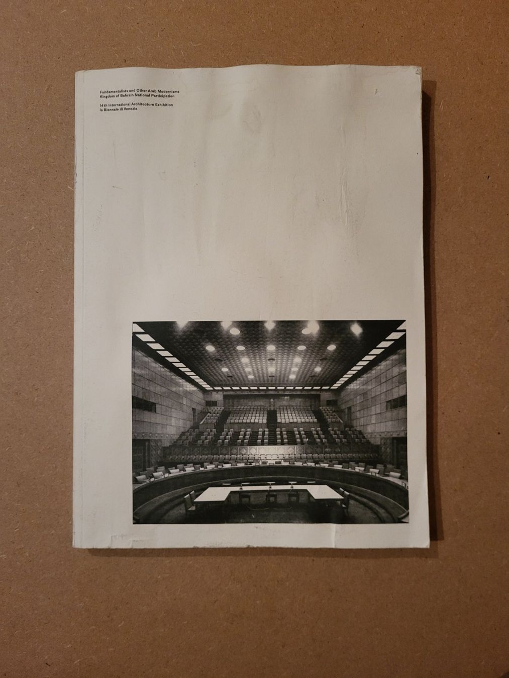 Libri: Architecture from the Arab World 1914-2014 – Usato da Genève venduto da Poupoulita
