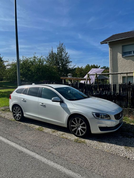 Volvo V60 D5 AWD