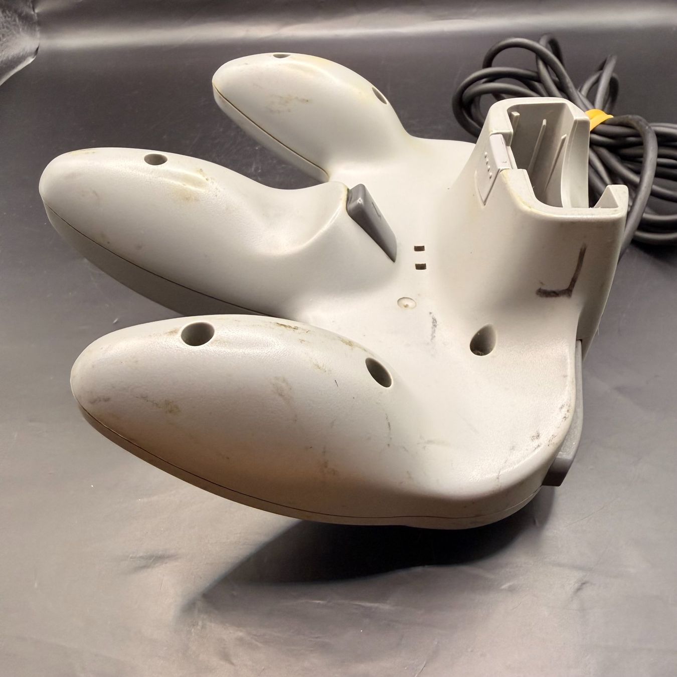 Nintendo Controller: Nintendo 64 Controller Grau – optische Mängel – Usato da Düdingen venduto da Nerdworld 5