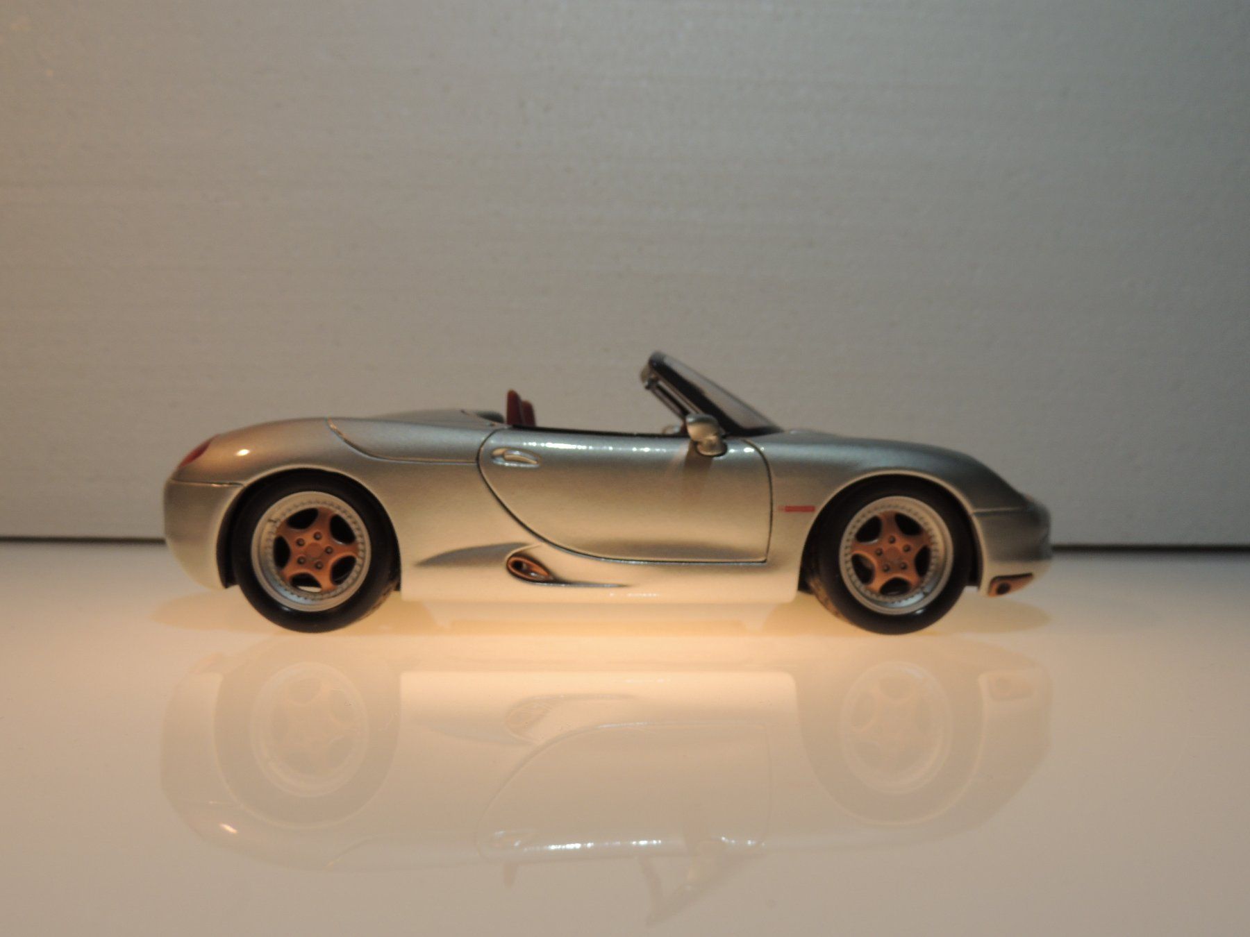 Maisto Modellini d'auto: Maisto Porsche Boxster Concept Sil. 1:18 – Nuovo (secondo la descrizione) da Corminboeuf venduto da corbay 2