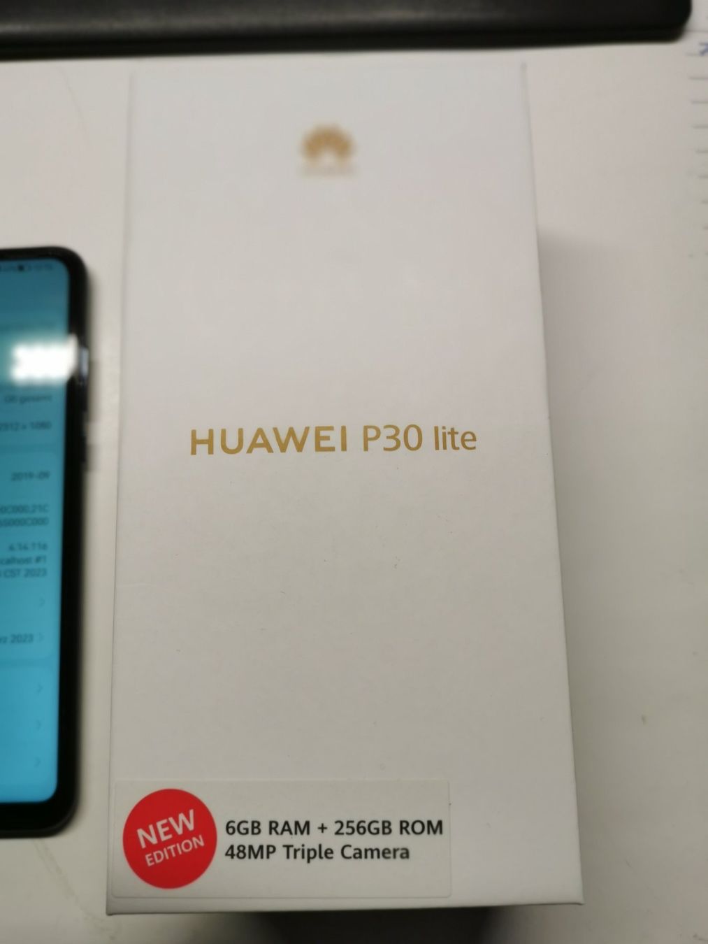 Huawei Telefoni cellulari / Smartphones: Huawei P30 lite New Edition 6/256 GB, 48MP Triple Camera – Usato da Filzbach venduto da Sabenasi