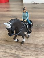 Schleich schwarzer Hengst mit Reiterin