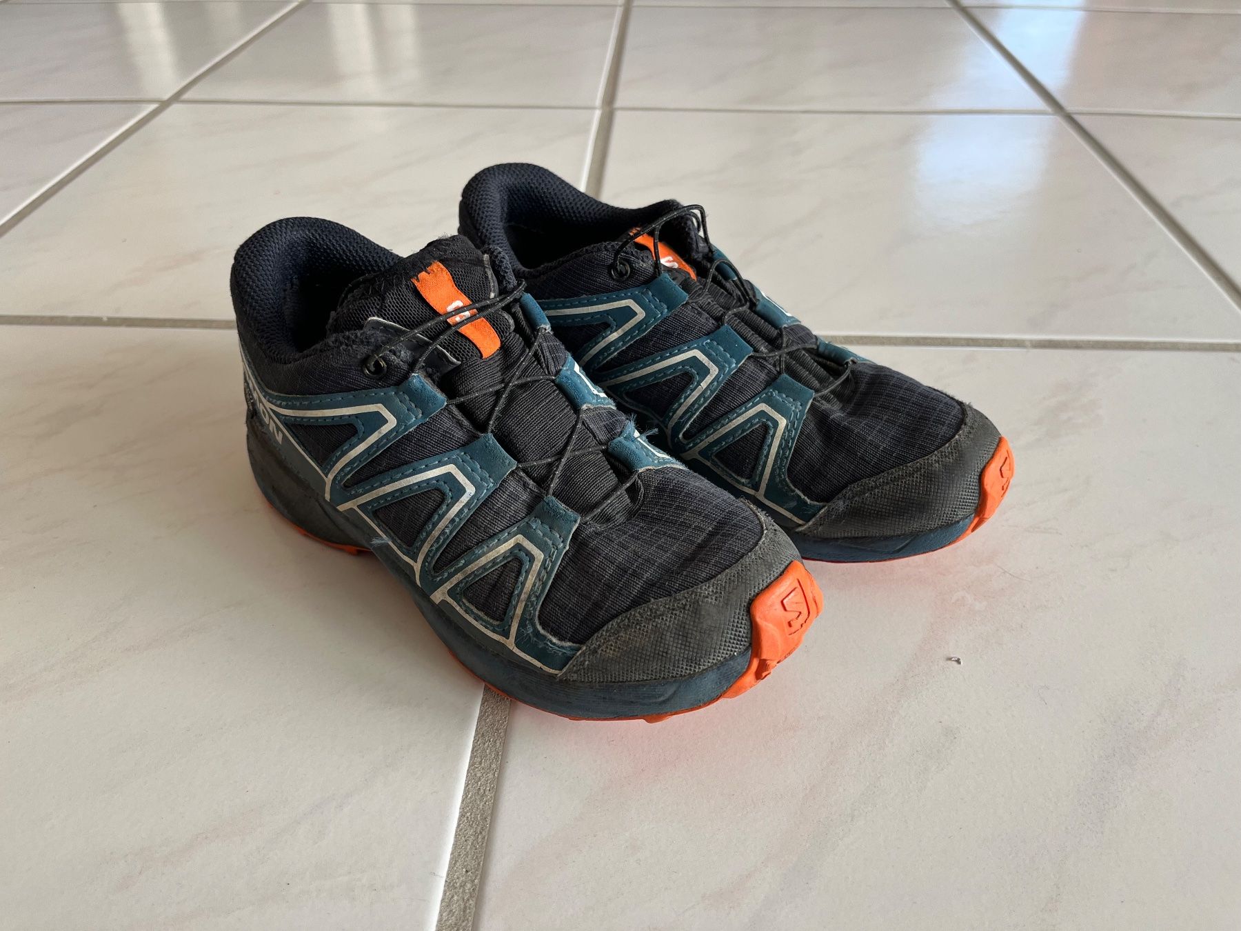 Salomon Schuhe für Jungen: Trekkingschuhe Salomon, Grösse 33 – Gebraucht aus Konolfingen von takkie 1