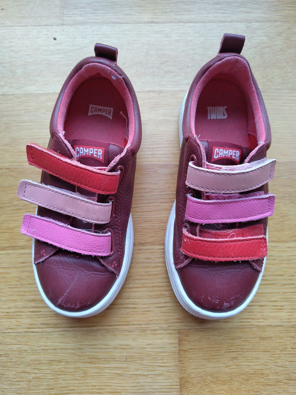 Camper Scarpe per ragazzi: Sneaker von Camper, Grösse 28 – Usato da Näfels venduto da Blasto182