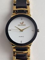 schöne modische Armbanduhr