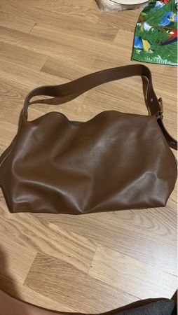 Shoulder bag brown synthetic leather like new
