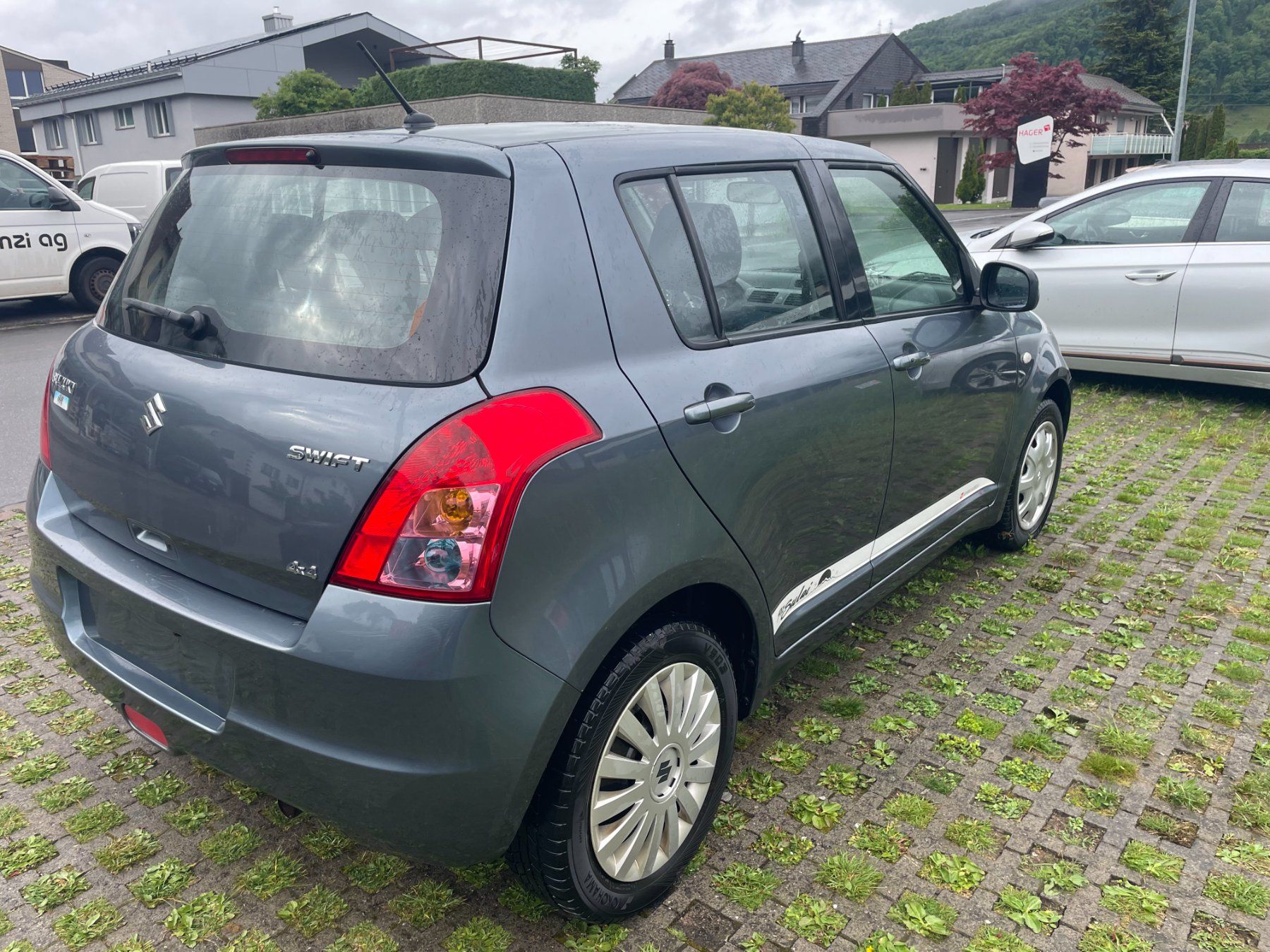 Suzuki Automobili: 2010, Suzuki Swift 1.3 benzin, 4 x 4 – Usato da Bilten venduto da Mietauto-Robert 3