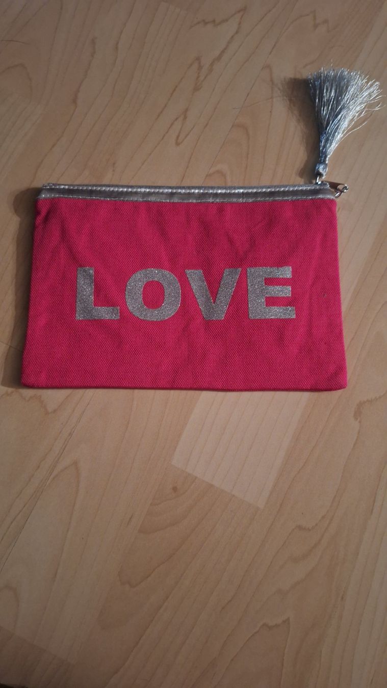 Trousses de maquillage: Kosmetiktasche – Neuf (Voir description) à Wanzwil par chlinih93