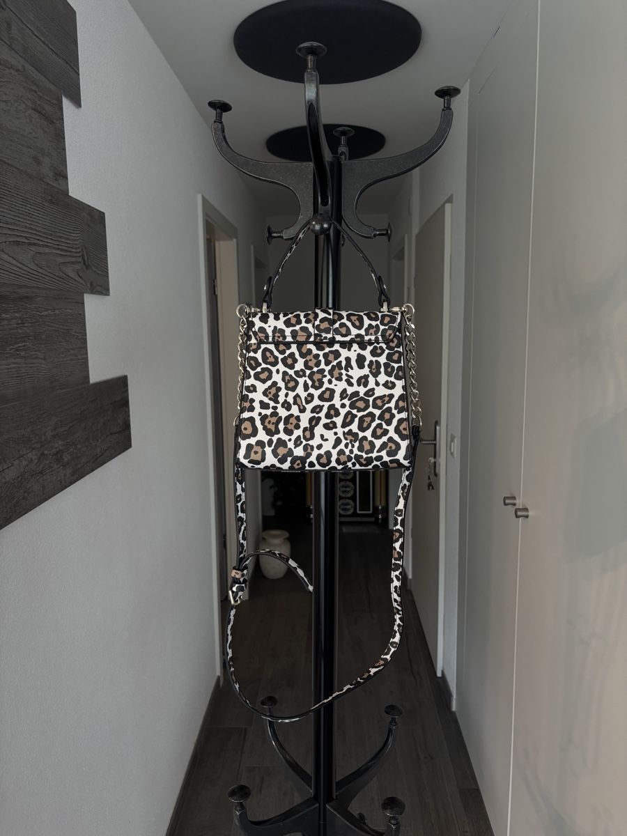 Guess Borse da donna: Sac Guess à motif léopard – Nuovo (secondo la descrizione) da Savièse venduto da aly_zc2h 2
