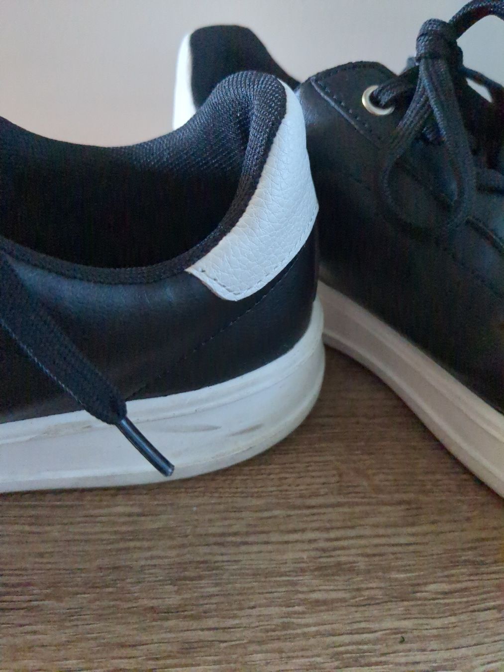 Bershka Scarpe da donna: Turnschuhe Grösse 39 – Usato da St. Gallen venduto da tj19 1