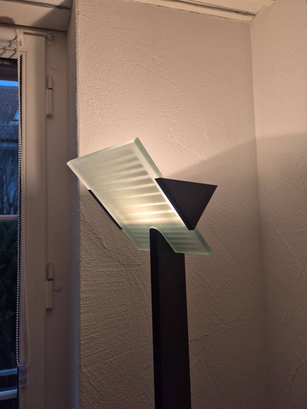 Lampade: Memphis -era RELCO floor lamp – Usato da Zürich venduto da MoPoMo