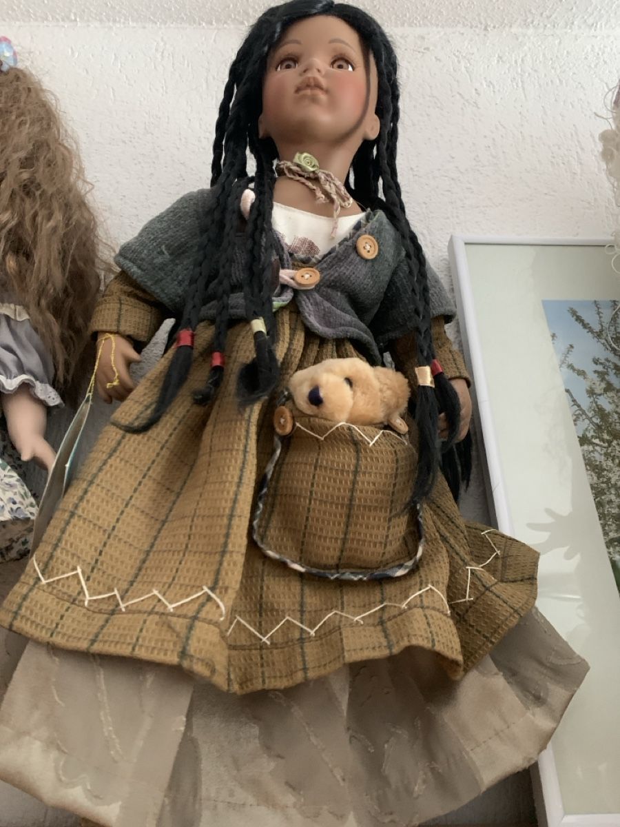 Puppen: Künstlerpuppe mit Zöpfen & Bärchen – Neu (gemäss Beschreibung) aus Wittnau von Mohrli0 2