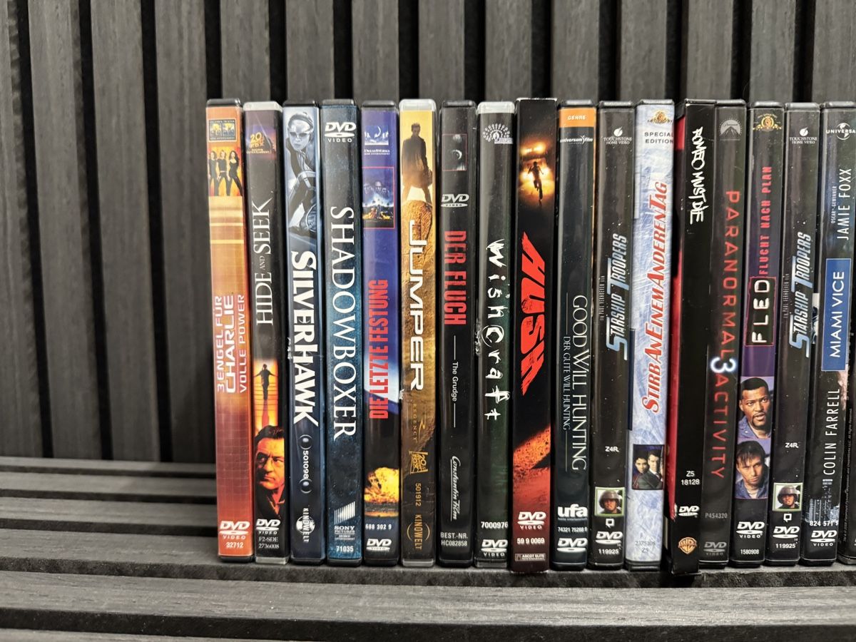Tutti i DVDs: DVD Sammlung ca. 30 Filme Action Klassiker Bundle Paket – Usato da Boniswil venduto da SeverinFleckner 2
