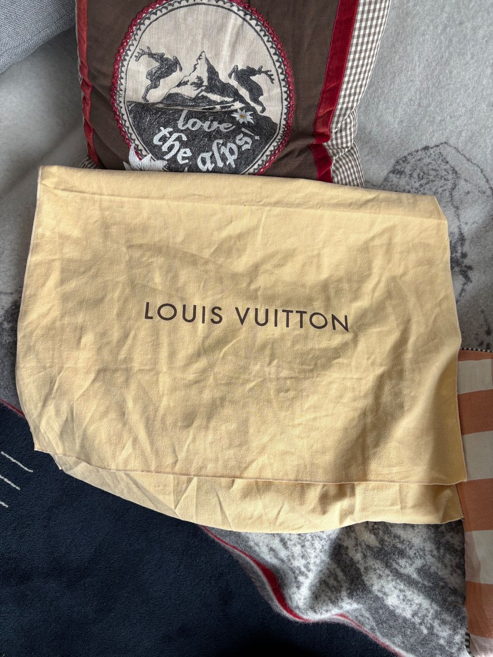 Louis Vuitton Borse da donna: Louis Vuitton Artsy MM Monogram Canvas – Usato da Rüttenen venduto da Peace61 8