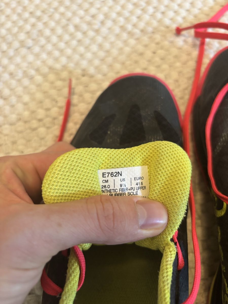 Asics Scarpe da donna: Hallenschuh Asics – Usato da Winterthur venduto da nicolaparpan 3