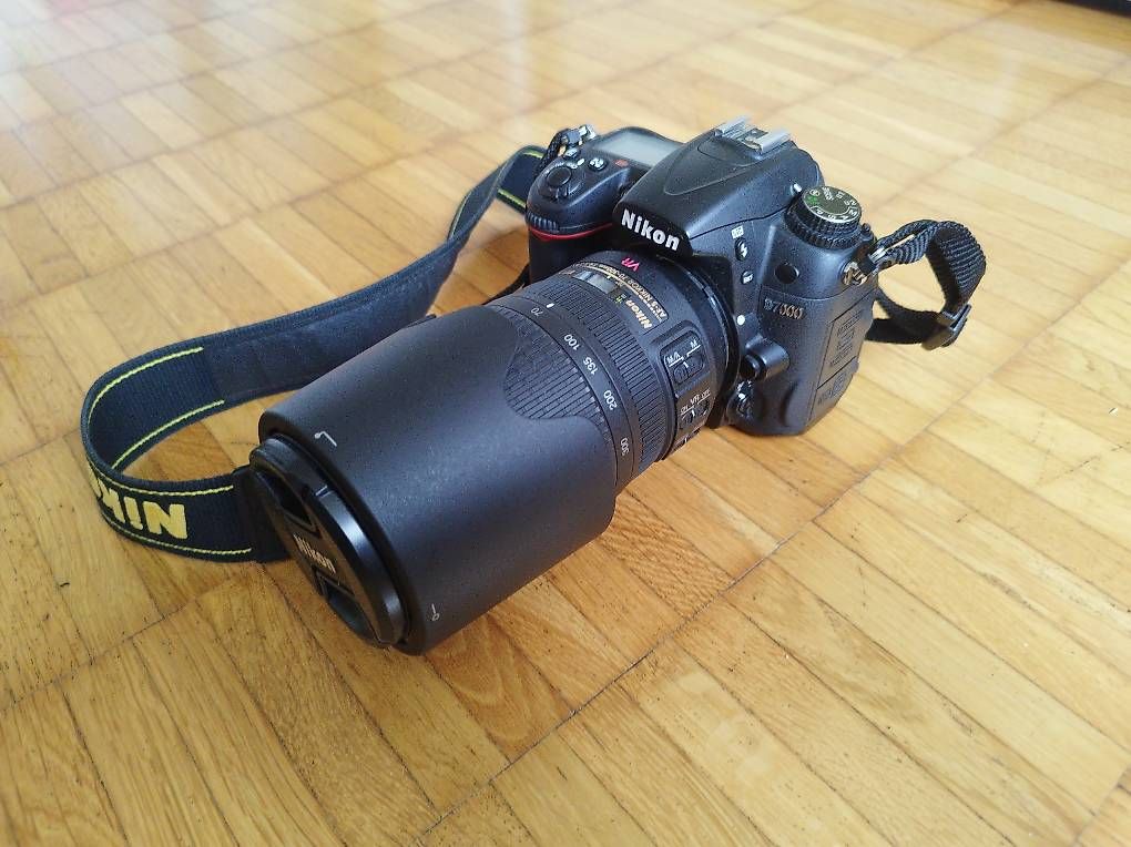 Nikon Appareil photo: Nikon D7000 + 2 Objektive – D'occasion à Grabs par jschefer 4
