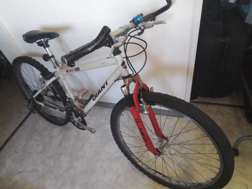 Giant 500 2025 bike