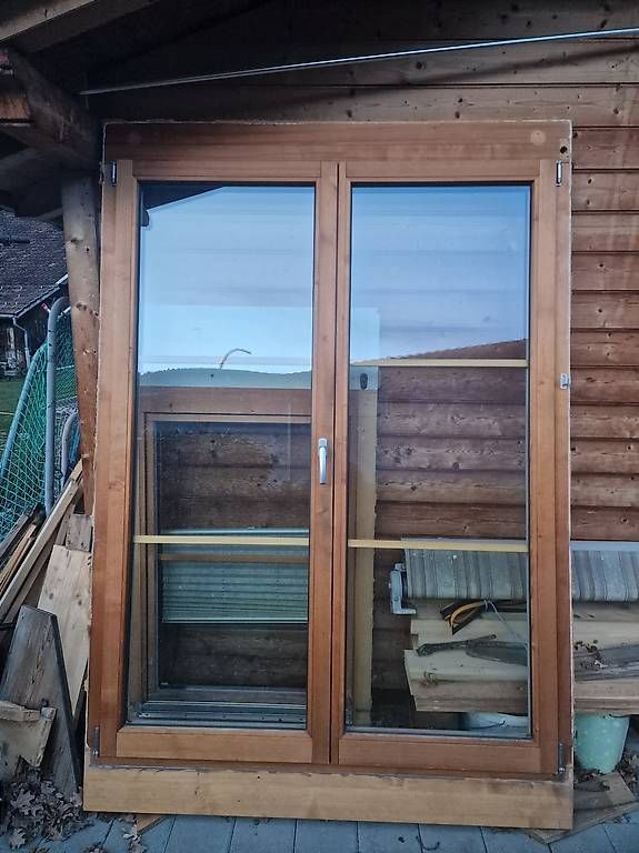 Finestre: Holzfenster/-Türe Fichte – Usato da Mels venduto da Superkarin01 1