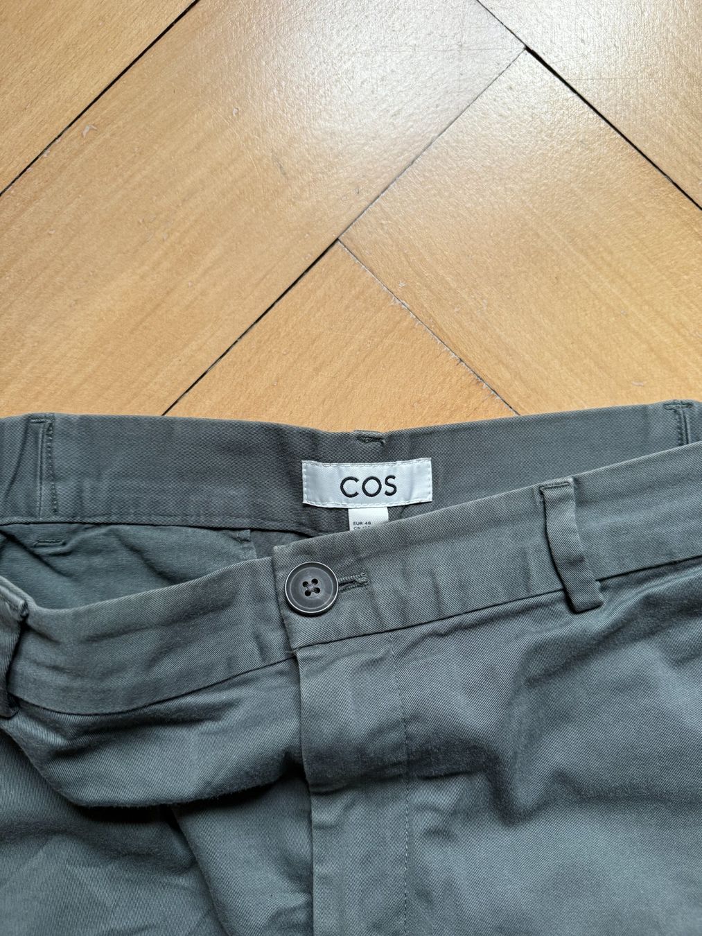 Cos Pantaloni: COS - Shorts petrolfarben 48 – Usato da Zürich venduto da Diazaio 1