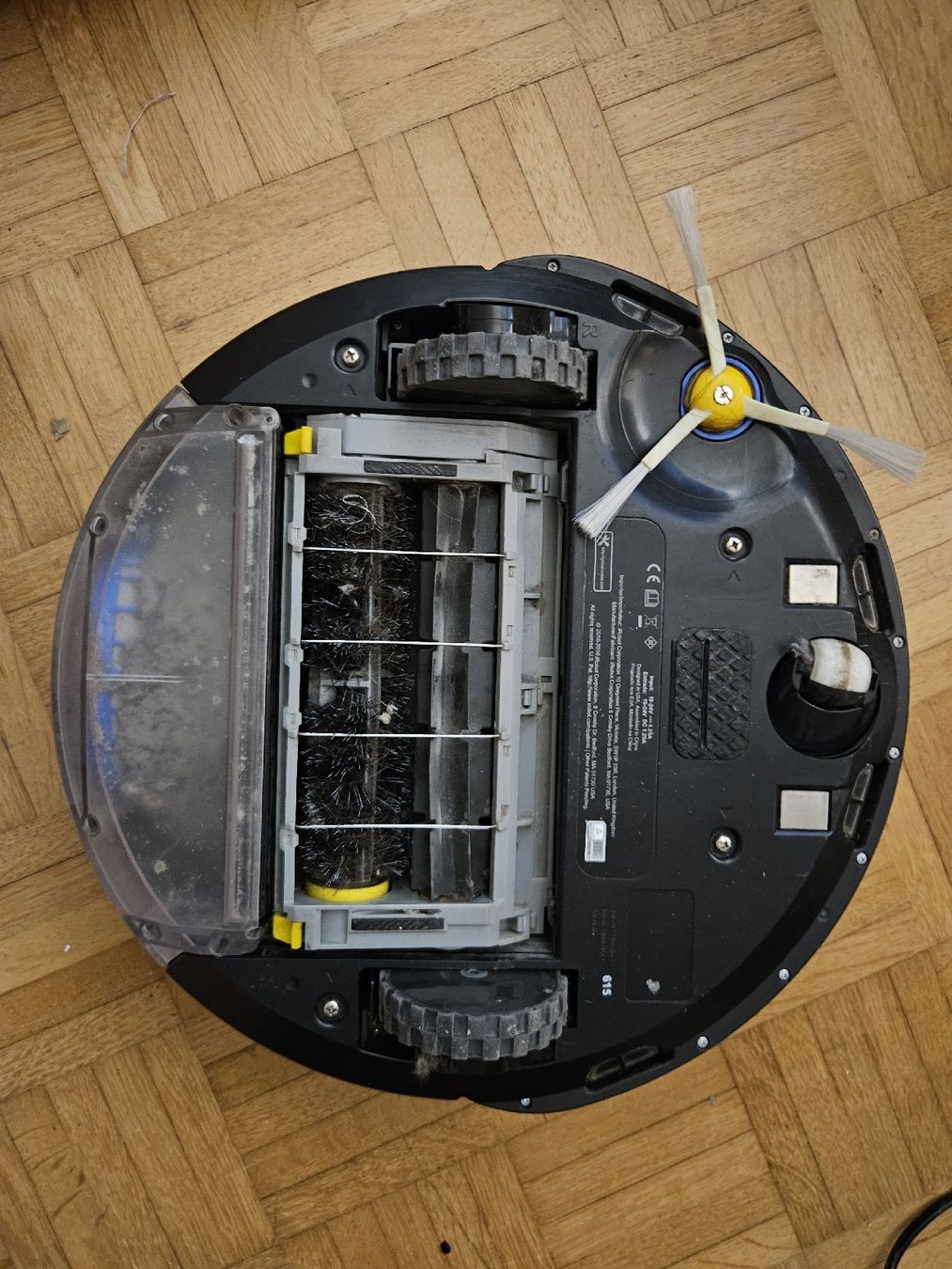 Irobot Staubsauger & Zubehör: iRobot Roomba Staubsaugerroboter –  Haushaltshelfer – Gebraucht aus Muttenz von jac_d6nv 4