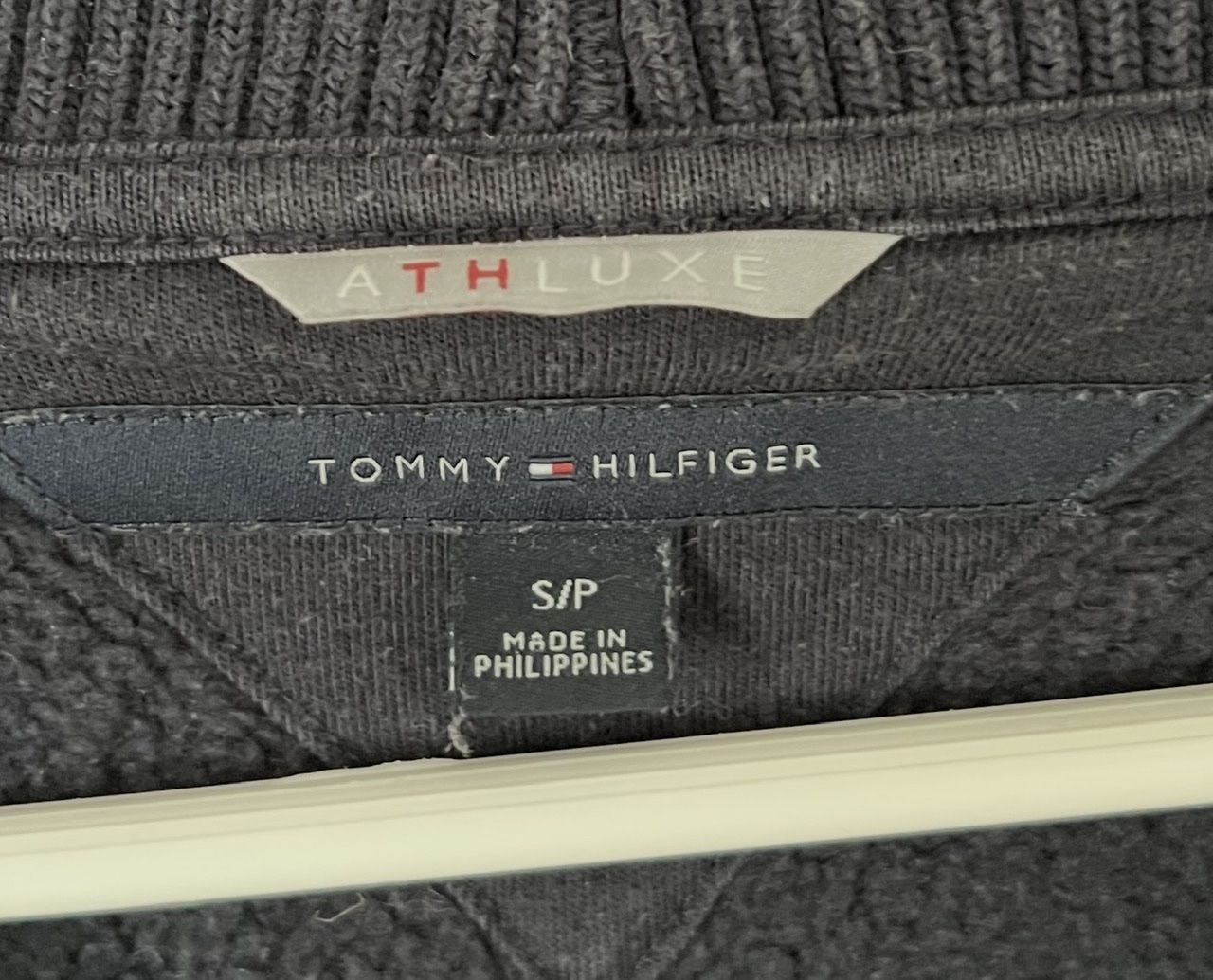 Tommy Hilfiger Gilet & Giacche senza maniche: Cardigan Tommy Hilfiger – Usato da Neuchâtel venduto da kat_n6gp 3