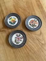 3 Untersetzer Zinn mit Blumenmuster floral dekorativ