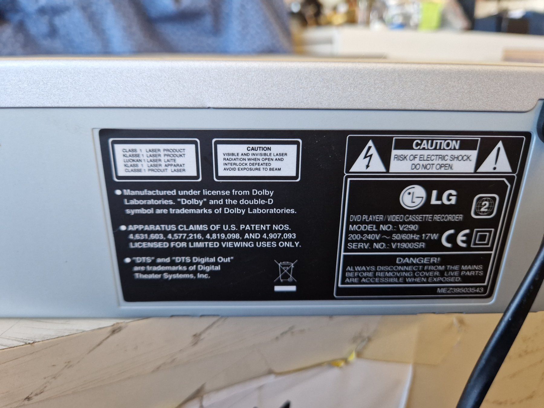 LG Sistemi audio & multimediali: LG V290 DVD Recorder / VHS Player – Usato da Wädenswil venduto da tome70 4