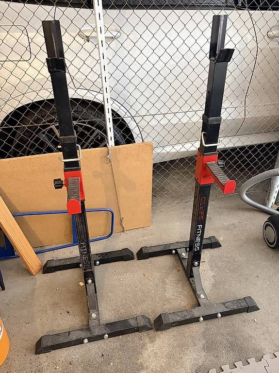 Accessori: 2x höhenverstellbare Langhantelständer / Squat Rack ä – Usato da Effretikon venduto da hud_bq7l