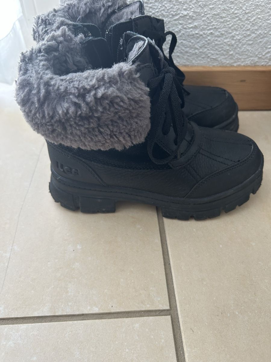 Elefanten Scarpe per ragazze: Schuhe Mädchen 3er Set Grösse 31+32  – Usato da Zürich venduto da Nutla 3