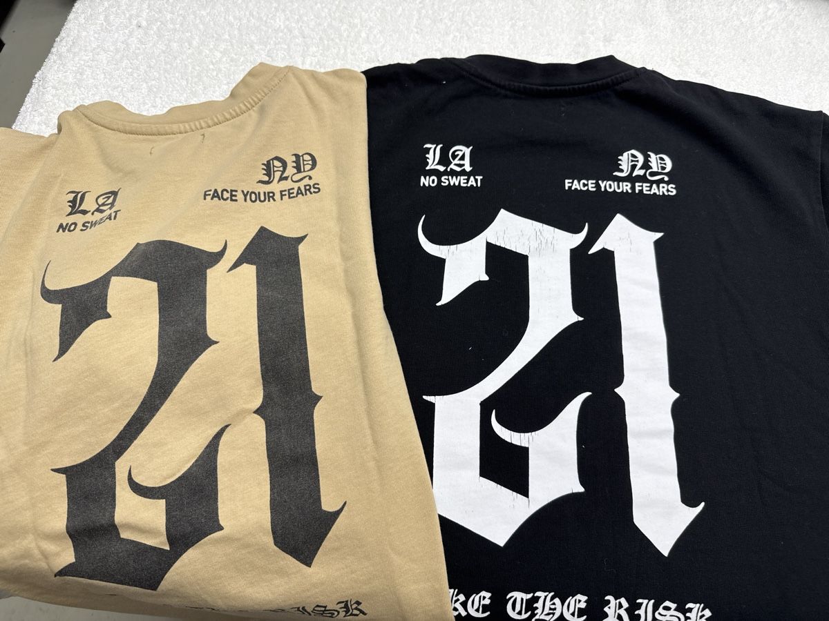 Camicie, T-shirt & Polo: Lot 3 t-shirt taille 176 – Usato da Chenens venduto da anasantos90 9