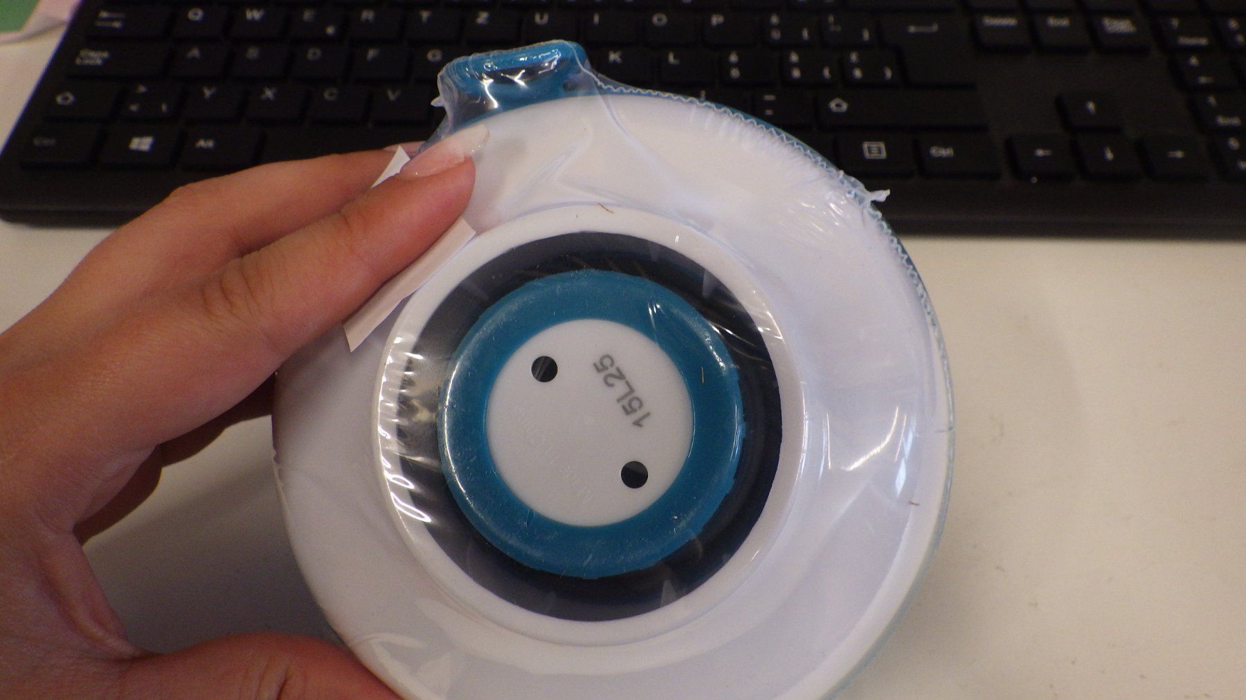 Bestway Schwimmbad: BESTWAY Chemikaliendispenser – Neu und originalverpackt aus Gossau ZH von OrderflowAG