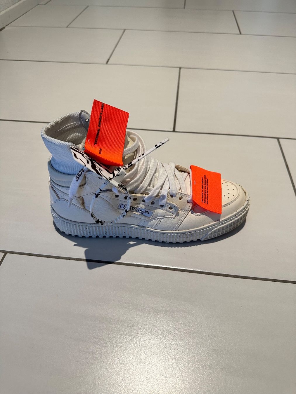 Off-White Scarpe da uomo: OFF WHITE Off Court 3.0 beige – Usato da Zug venduto da cieeeeelo 1
