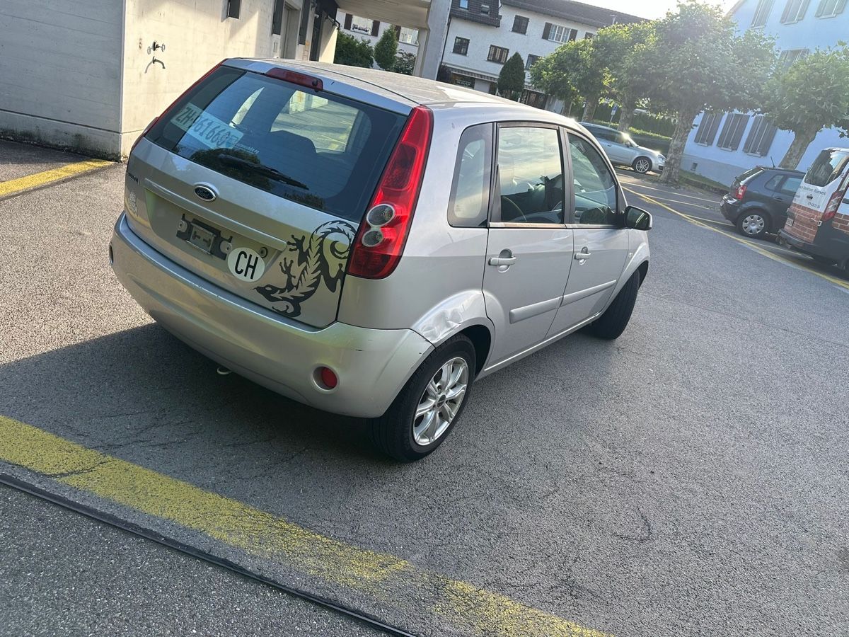Ford Automobili: Ford Fiesta 1.4 Limousine  – Usato da Elgg venduto da Cherry777. 1